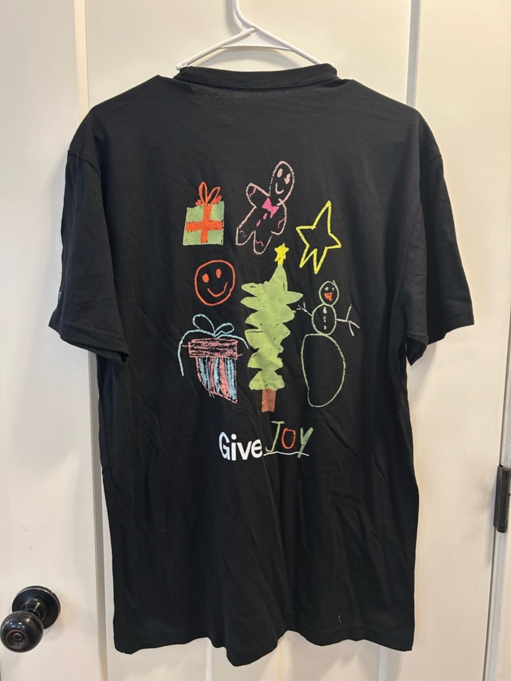 Black Holiday Graphic Tee - Give Joy